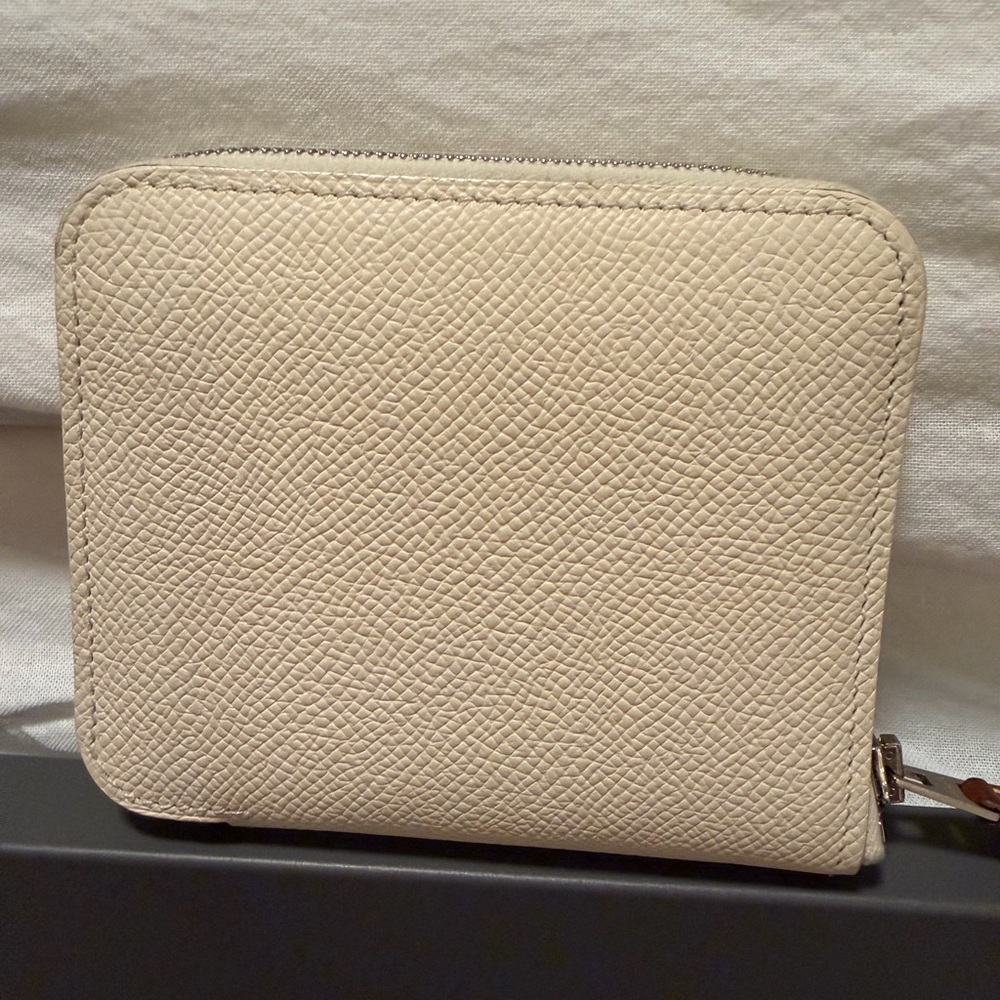 HERMES Silk'in leather wallet